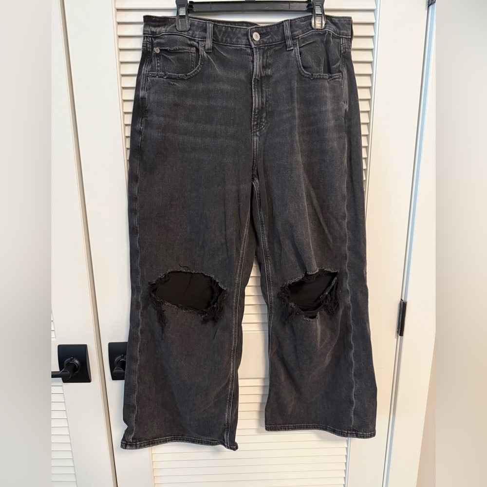 American Eagle Black Super High Rise Baggy Jeans